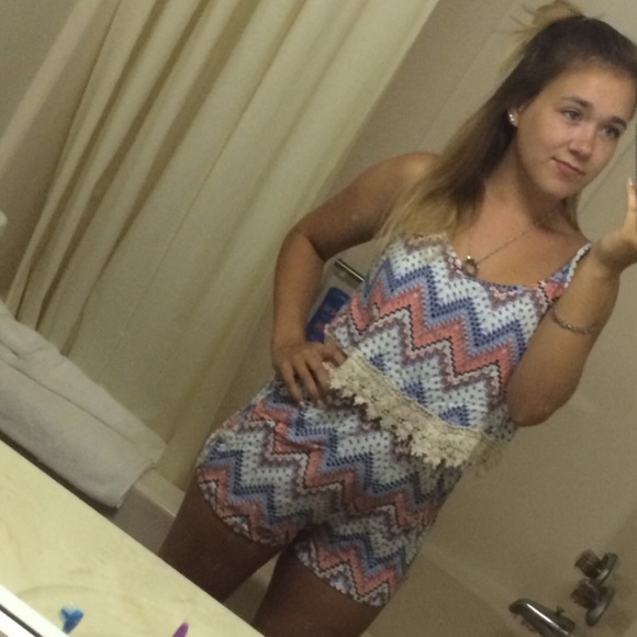 Romper - Picture 1 of 4